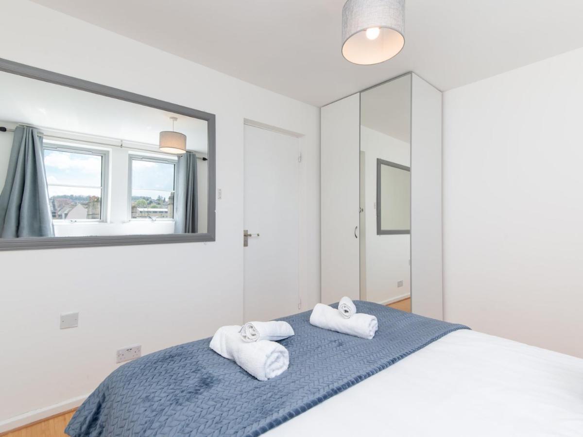 Pass The Keys Bright Modern One Bed Apartment - Bath City Centre Bagian luar foto