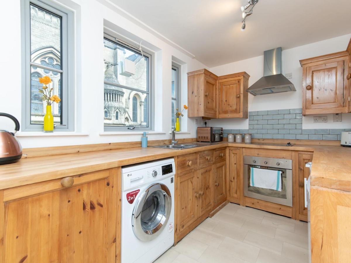 Pass The Keys Bright Modern One Bed Apartment - Bath City Centre Bagian luar foto