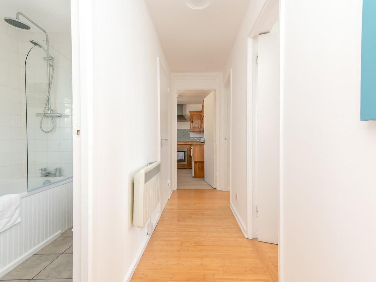 Pass The Keys Bright Modern One Bed Apartment - Bath City Centre Bagian luar foto
